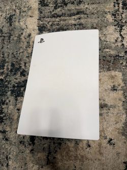 Broken PS5 console disc version