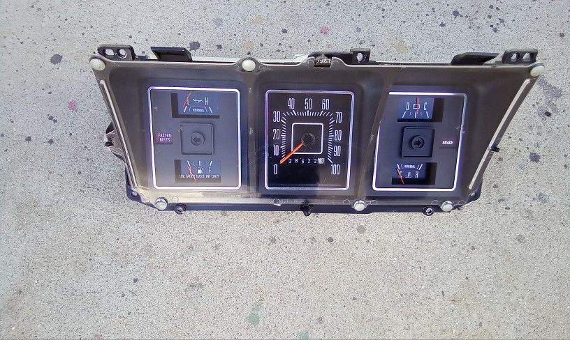 77-79 Ford Trucks Cluster Part