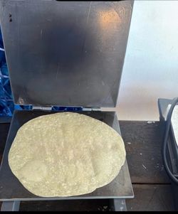 Máquina para tortillas de harina