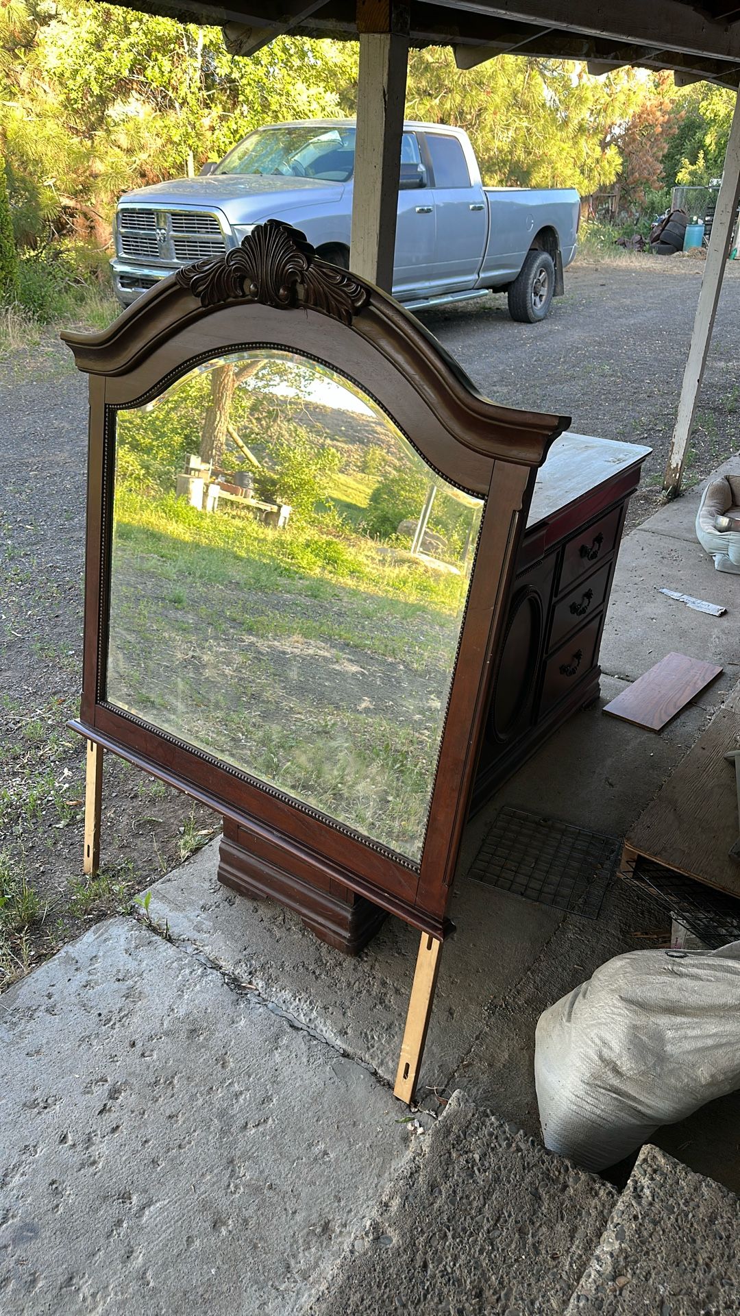 9 Drawer Dresser With Mirror