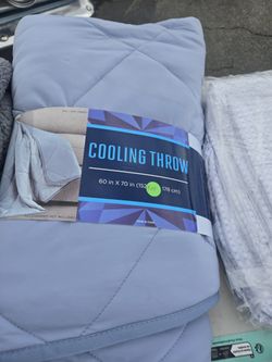 Cooling Throw Blanket 