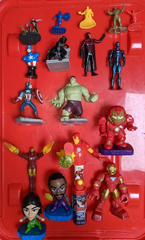 Marvel Comics Action Figures Lot Avengers X Men Magneto Ironman Hulk Captain America Black Panther 