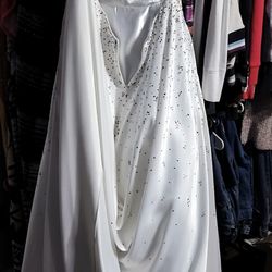 Vail And Wedding Dress Or Could Be Worn As Prom Dress I Also Have Petty Coat 