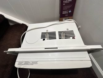 Frigidaire 12000 BTU AC window Unit