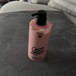 Victoria’s Secret Pink Coco Lotion Coconut Oil 