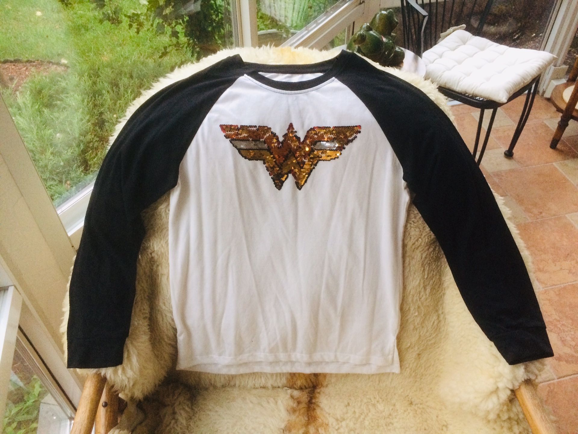 NWT Girls’ WONDER WOMAN Girls’ Size XL (14-16) Baseball Tee