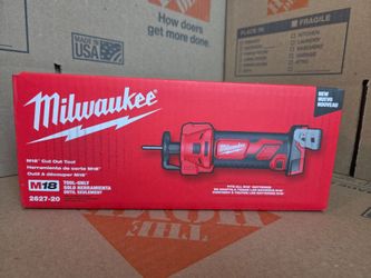 Milwaukee M18 Cut Out Tool 2627-20