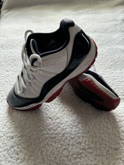 Jordan 11 Retro Low 9.5