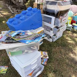 LEGO sets and blocks bundle
