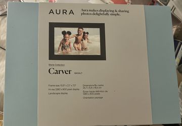 Aura Digital picture Frame