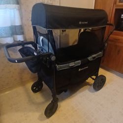 Quest PLUS 3-in-1 Stroller Wagon in Madrid Green- Used Once 