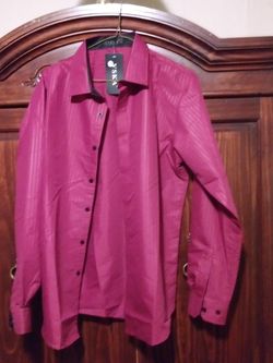 Long sleeve shirt large