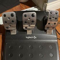 Logitech G920 Driving Force Racing Wheel