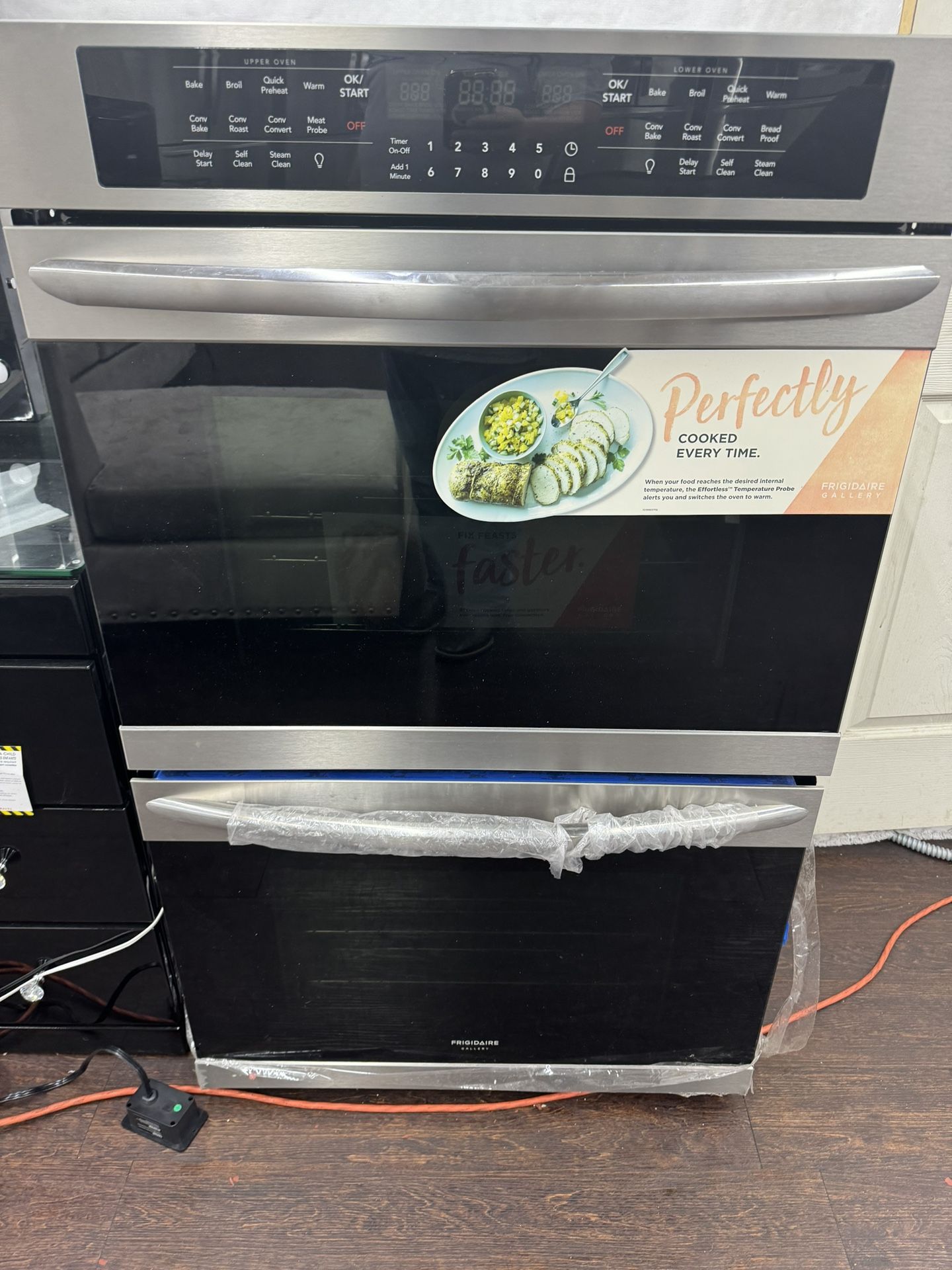 Brand New Double Oven 