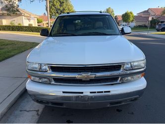 2004 Chevy Tahoe, LT clean title