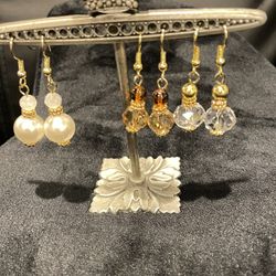 Perfume Bottle Look Pierce Earrings. 