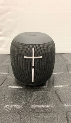 ULTIMATE EARS Bluetooth Speaker Model S00173 for Sale in