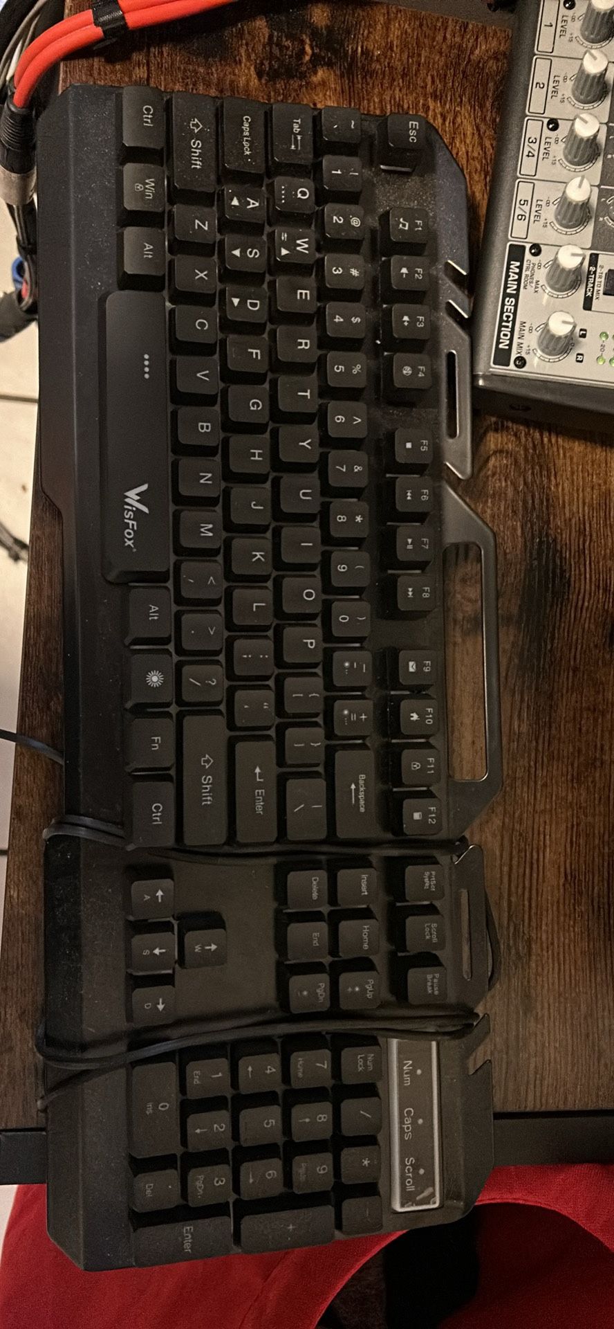 WISFOX LIMITED EDITION KEYBOARD