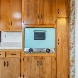 Vintage Oven and Dishwasher 