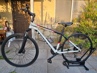 Gary Fisher 8.3 DS Hybrid Bike - Disc Brakes - Trek Collection - $275
