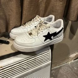 🔥 Step Up Your Sneaker Game! 🔥