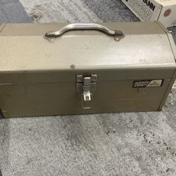 Vintage Handi Craft Metal Toolbox‼️