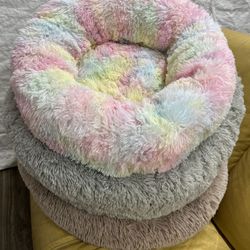 Small Size 20x20 Inch Circle Dog Bed 