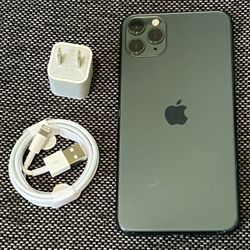 iPhone 11 Pro Max  , Unlocked   for all Company Carrier ,  Excellent Condition  Like New 