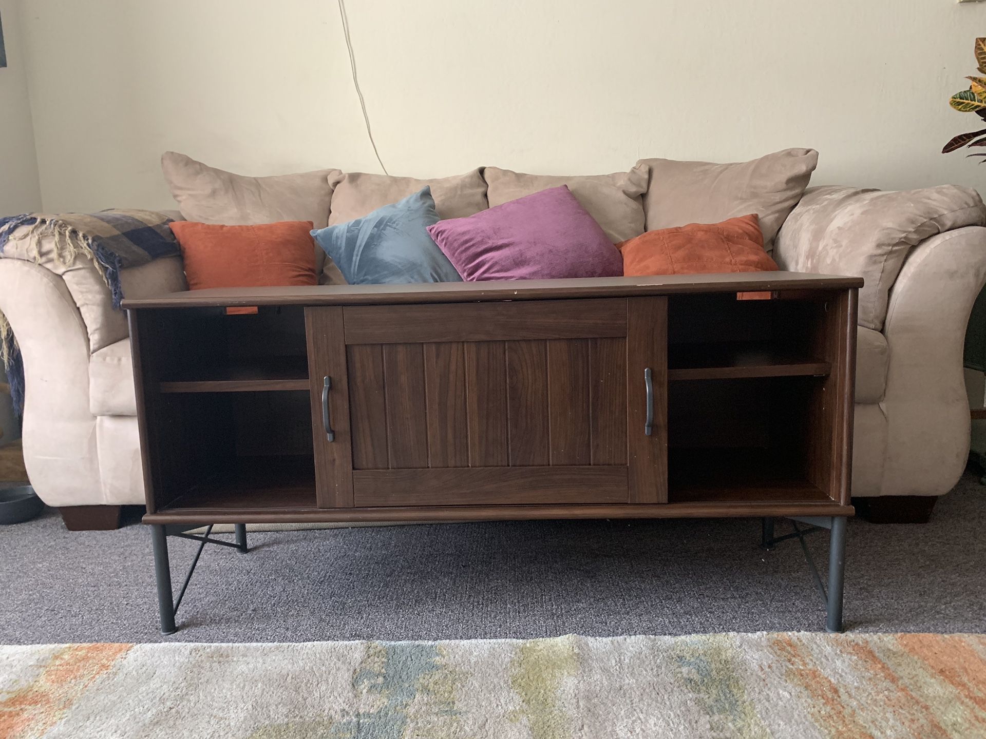 Brown TV Stand. Good condition