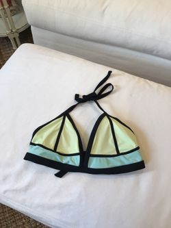 Size D/DD women's bikini top