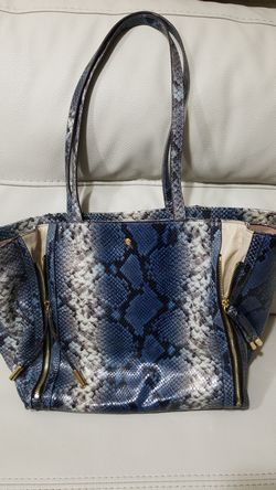 Price Drop!!! G.I.L.I all Leather tote bag! Perfect condition....was asking $40 now $25!!!