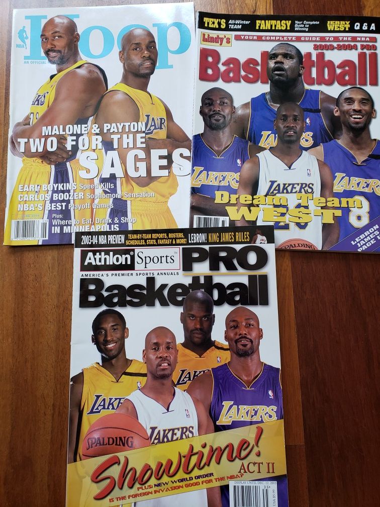 3 Lakers NBA basketball magazines (Kobe and Shaq)