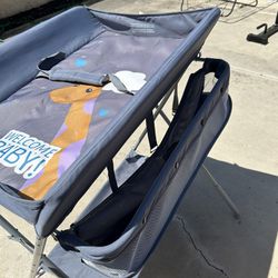 Fully Collapsible Changing Table