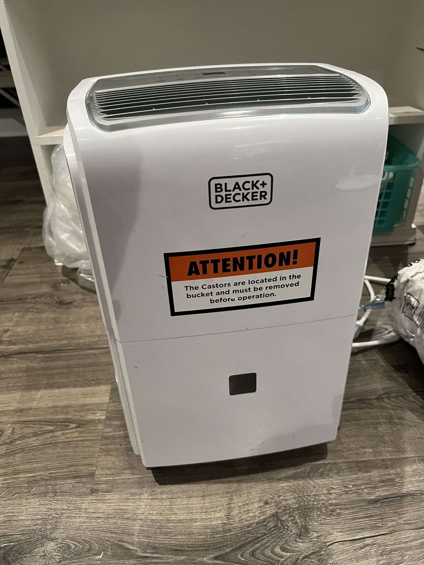 BLACK+DECKER Dehumidifier
