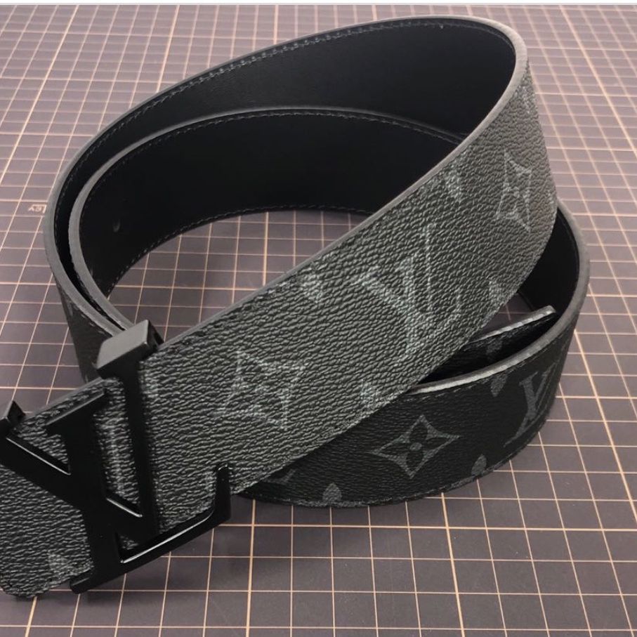 Black Lv louis v belt vuitton for Sale in Miami, FL - OfferUp