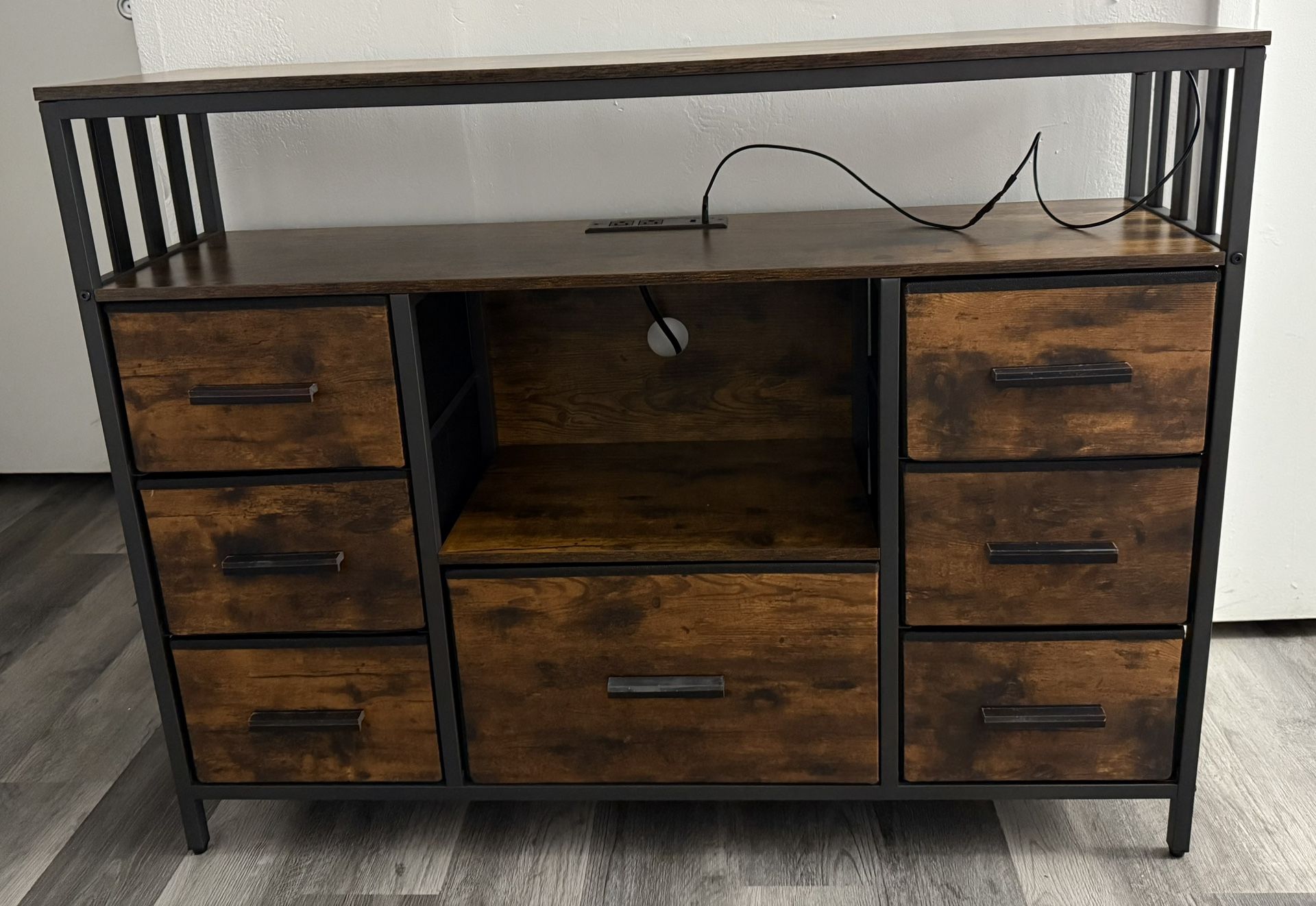 Dresser With Led