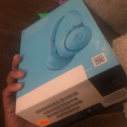 Beats by Dre / Pharrell Williams