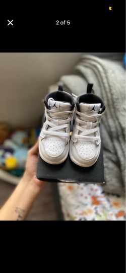Jordan 1 mid size 6 C