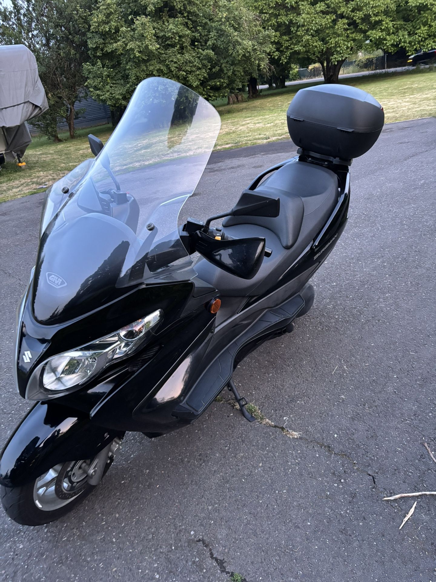 Suzuki Burgman 400cc