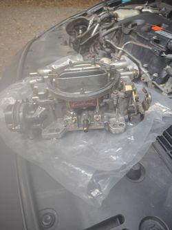 500 Edelbrock carburetor