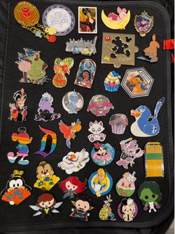 Disney pins