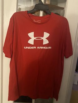 Under Armour XL Red Tshirt