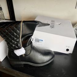 Black Wide Leg Boots