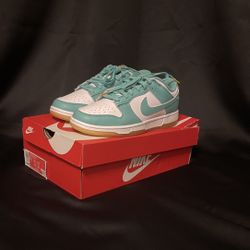 Nike Dunk Teal Zeal Size 8.5w