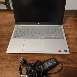 Hp laptop 15-fc0099nr
