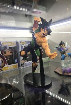 Bardock Statue