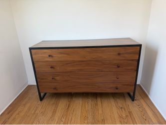 Chest of drawers!
