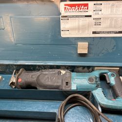 Heavy Duty Makita Reciprocating Saw