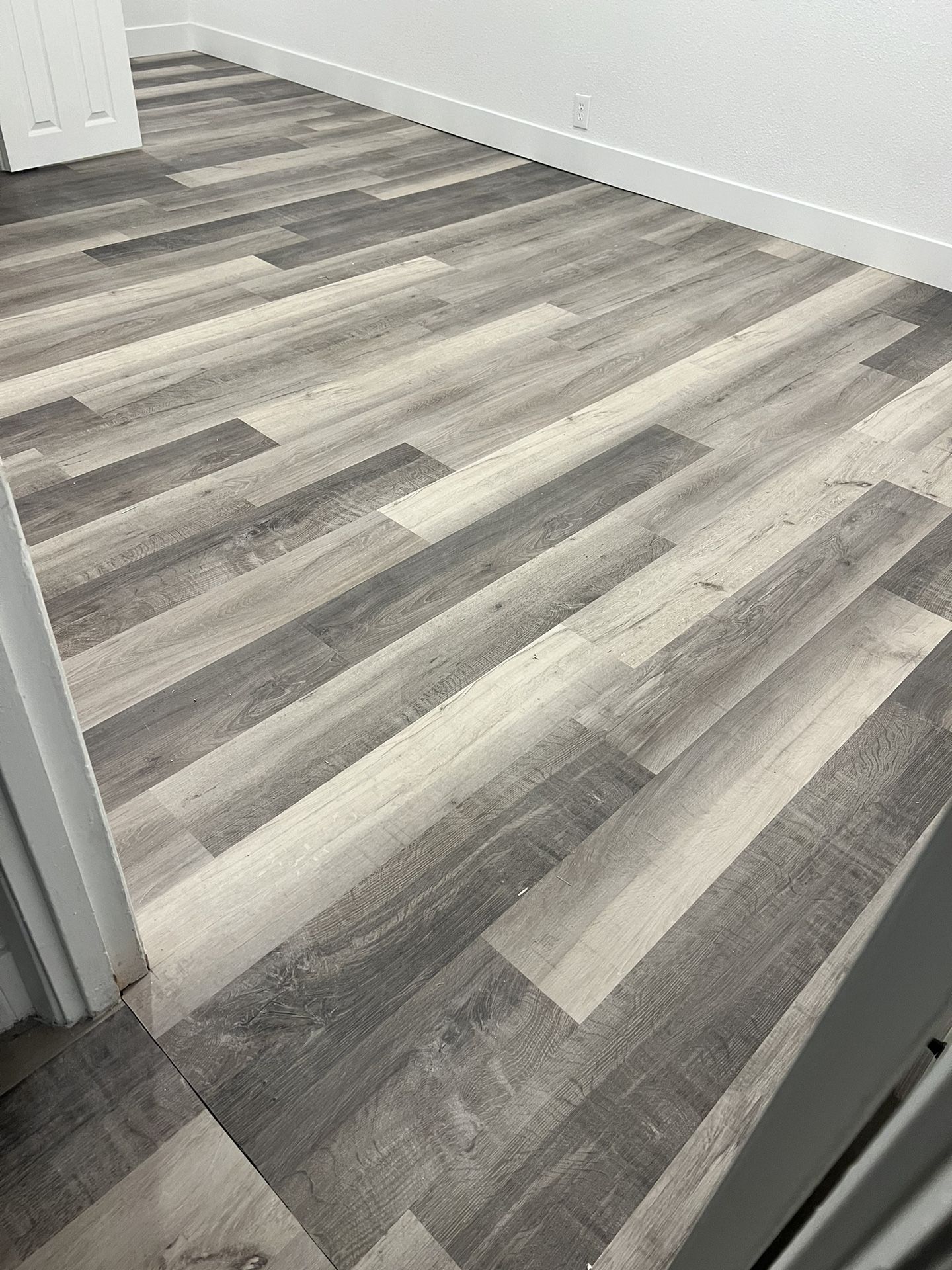 Instalamos Vinyl Plank