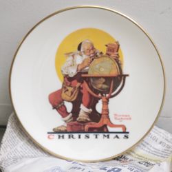 Norman Rockwell Christmas Plate